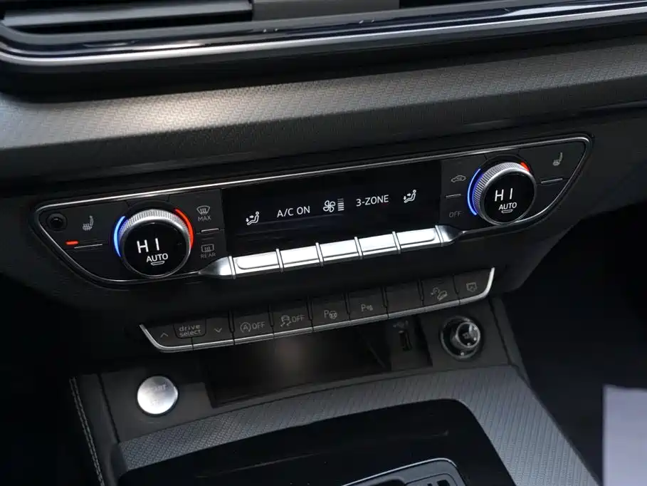 Audi Audi Q5L 2022 Facelift 40T Luxury Dynamic Edition 2023 - thumbnail 14