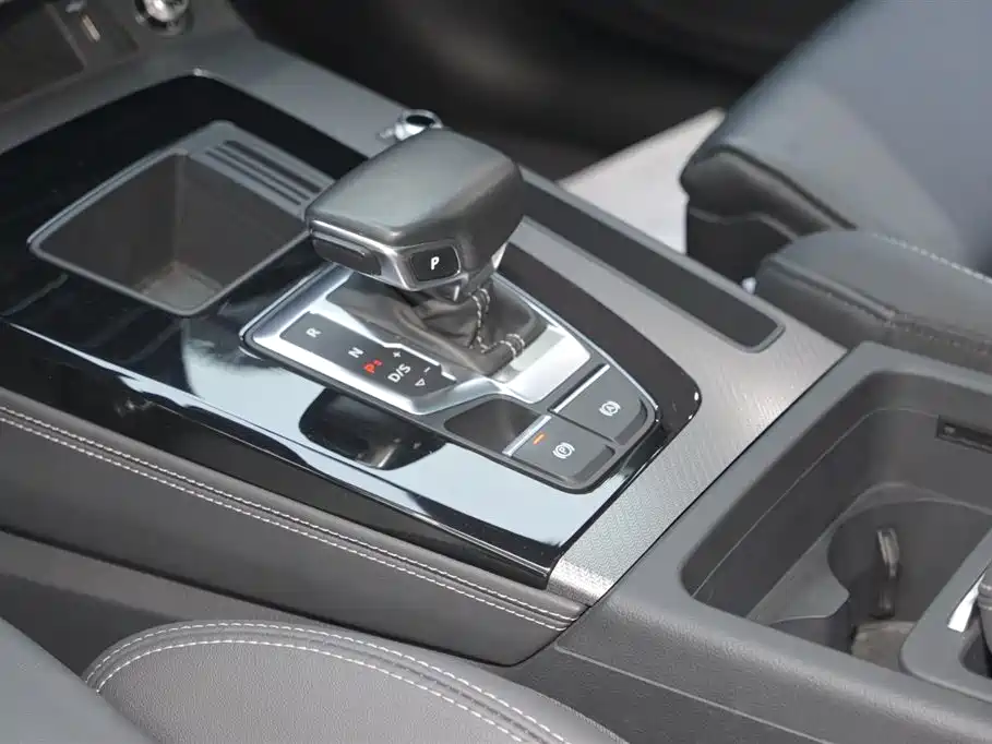 Audi Audi Q5L 2022 Facelift 40T Luxury Dynamic Edition 2023 - thumbnail 16