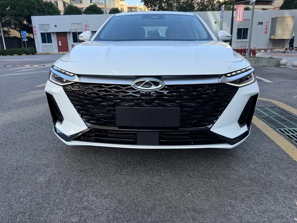 Chery Arrizo 8 2022 1.6T DCT Elegant 2022 - thumbnail 2