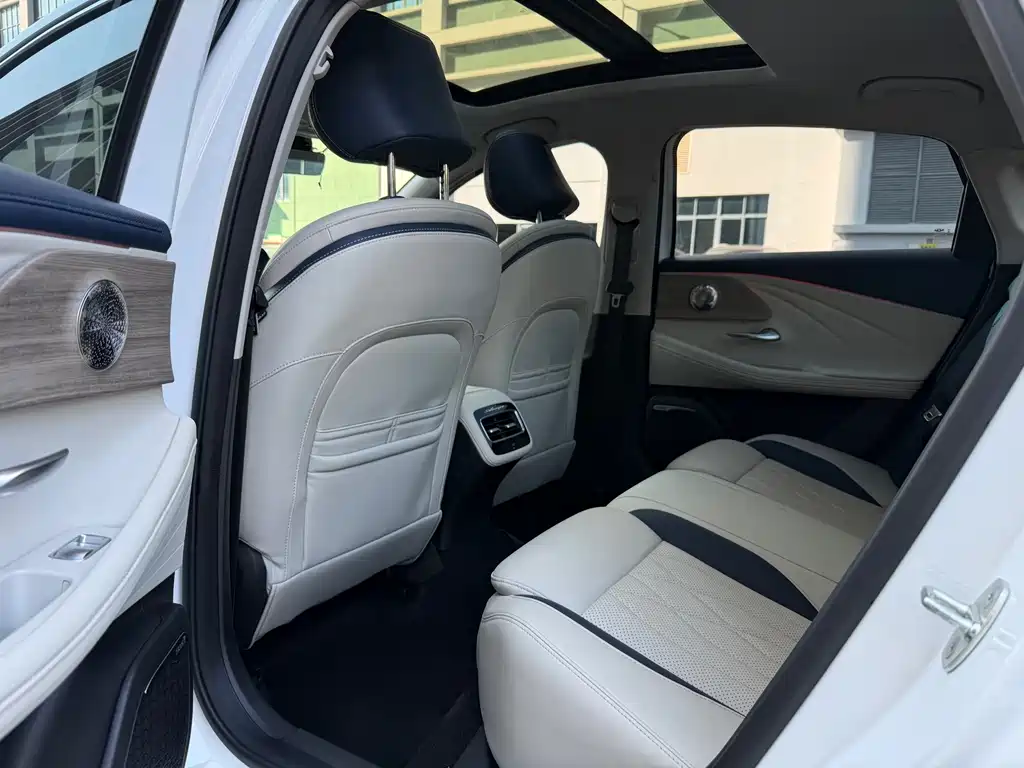 Chery Arrizo 8 2022 1.6T DCT Elegant 2022 - thumbnail 9