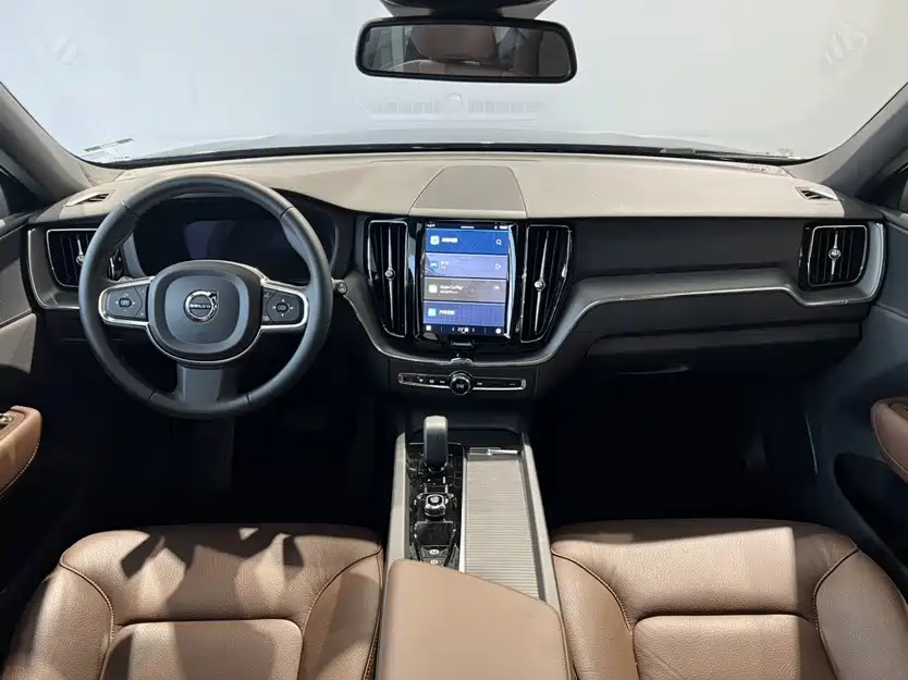 Volvo Volvo XC60 2025 B5 AWD Momentum Luxury Edition 2025 - thumbnail 7