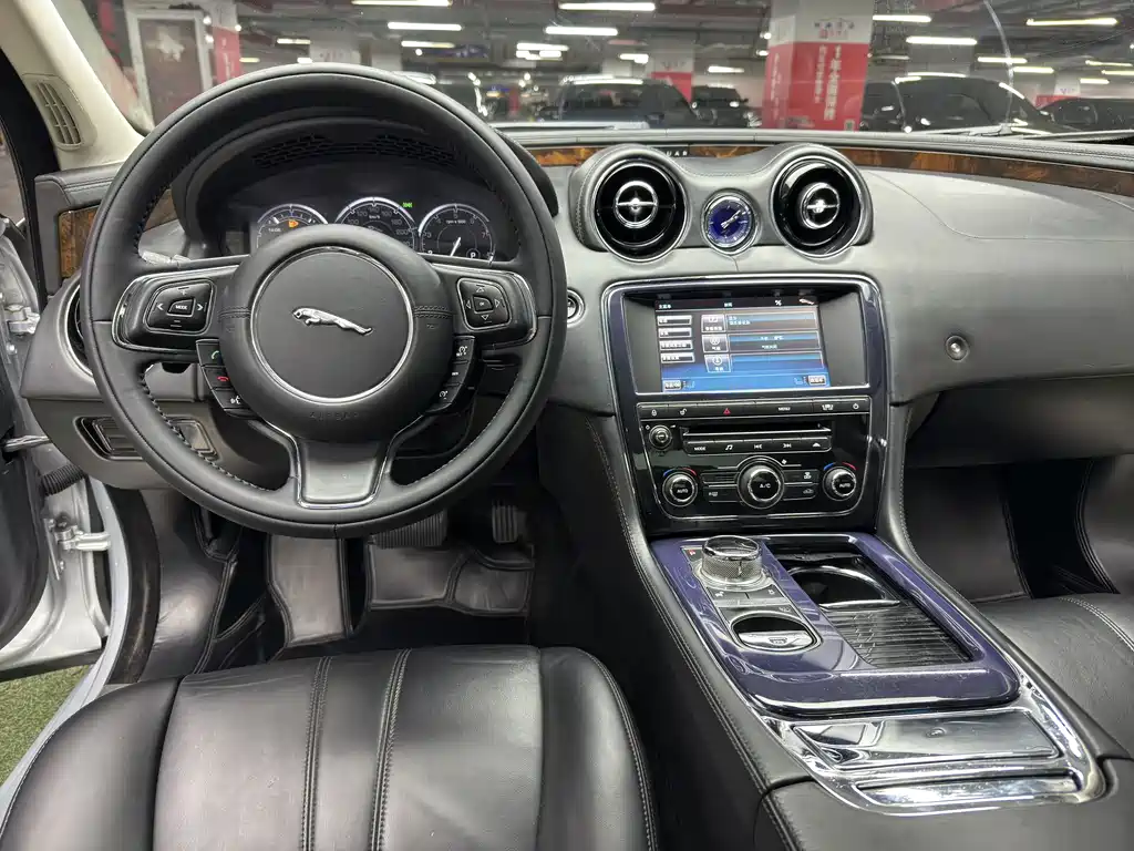 Jaguar Jaguar XJ 2011 XJL 3.0 Panoramic Business Edition 2011 - thumbnail 18