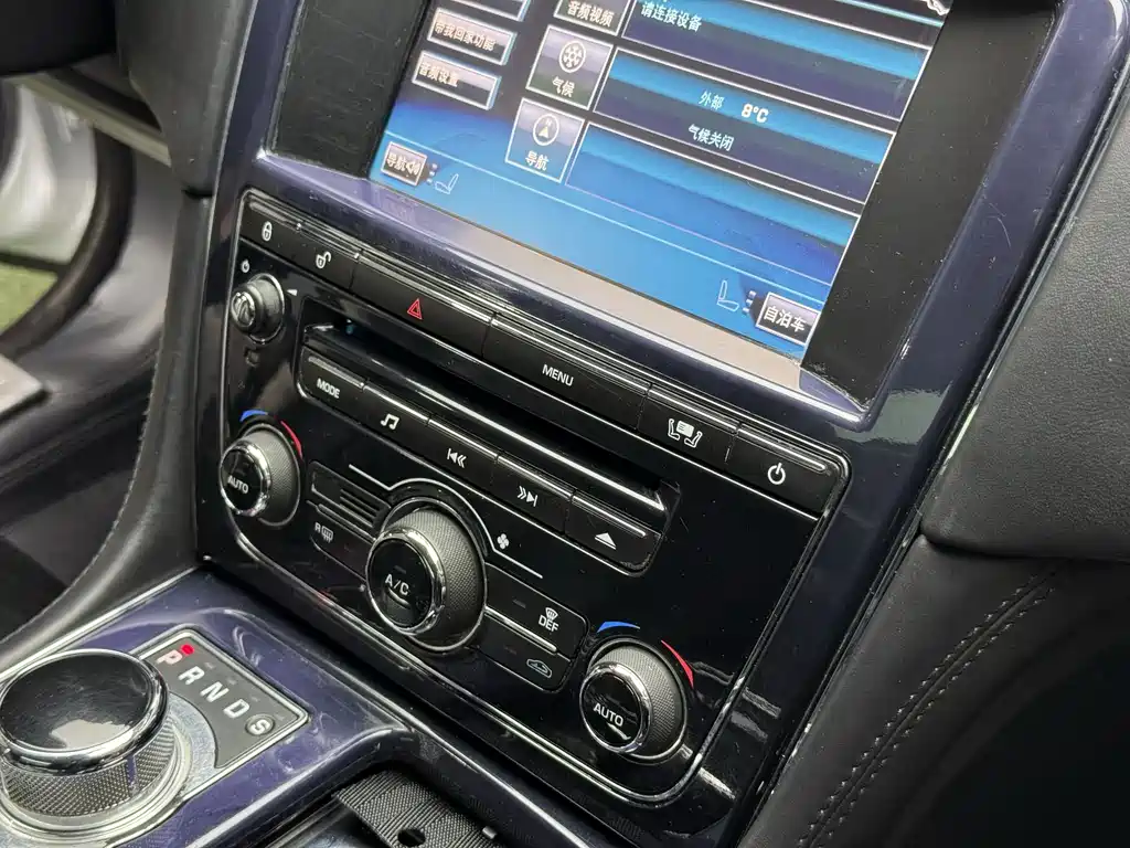 Jaguar Jaguar XJ 2011 XJL 3.0 Panoramic Business Edition 2011 - thumbnail 22