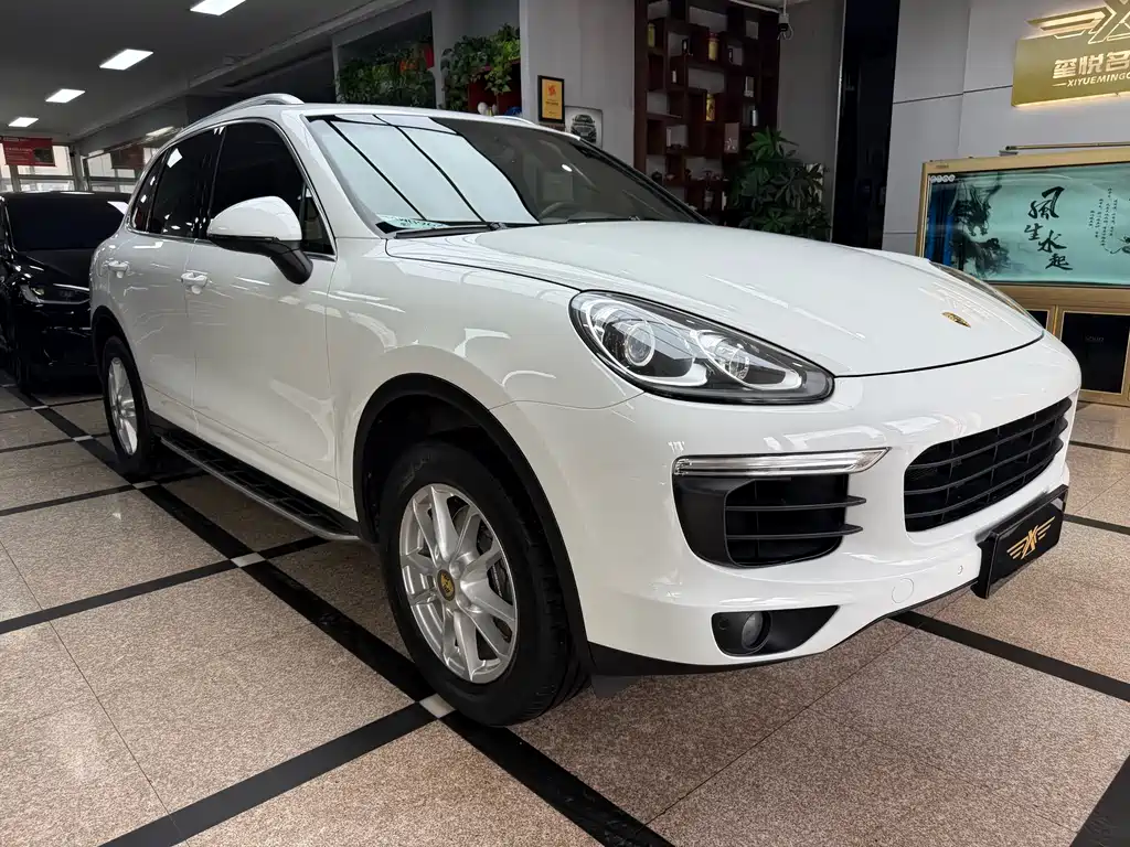 Porsche Porsche Cayenne 2016 3.0T Standard Version 2015 - thumbnail 3