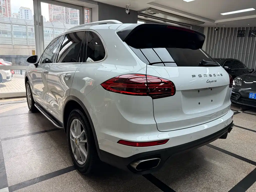 Porsche Porsche Cayenne 2016 3.0T Standard Version 2015 - thumbnail 7