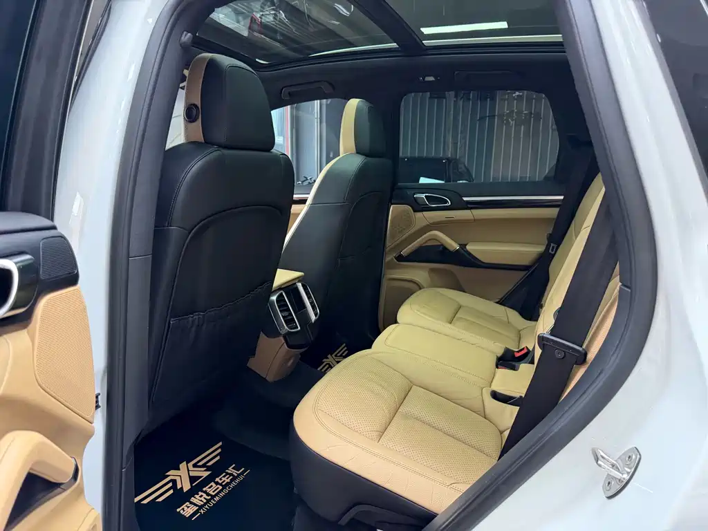 Porsche Porsche Cayenne 2016 3.0T Standard Version 2015 - thumbnail 21