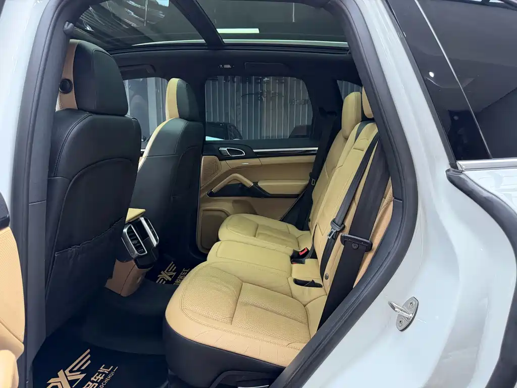 Porsche Porsche Cayenne 2016 3.0T Standard Version 2015 - thumbnail 22