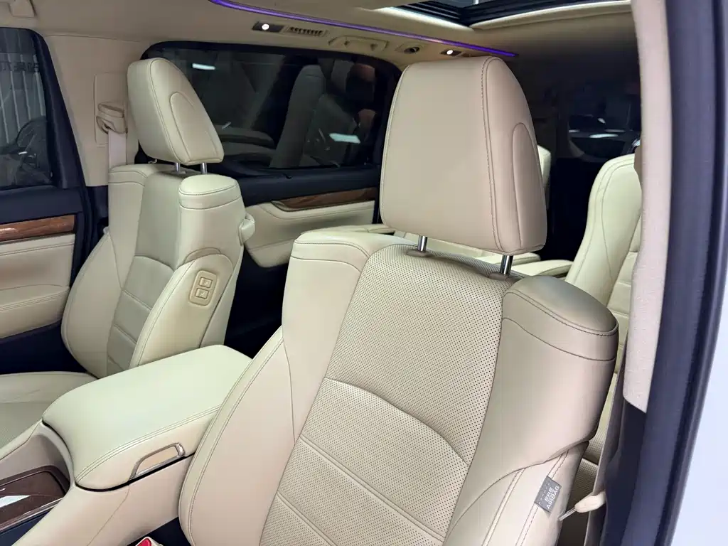 Toyota Alphard 2018 3.5L Executive Edition 2017 - thumbnail 16