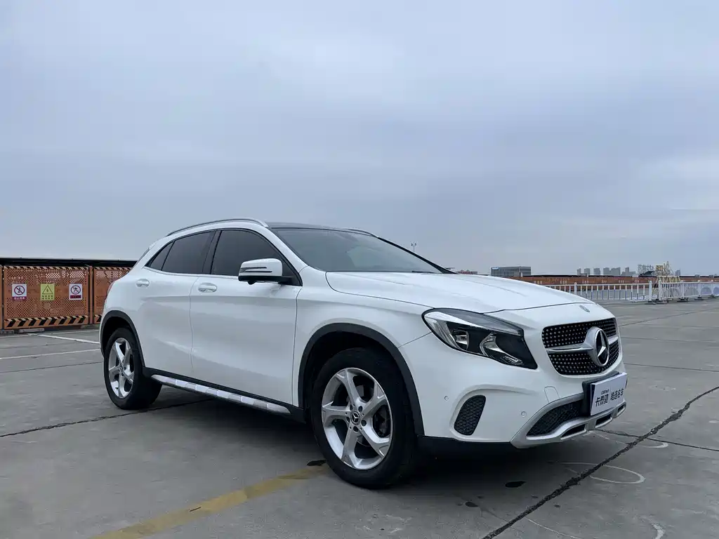 Mercedes-Benz Mercedes-Benz GLA 2019 GLA 200 Dynamic 2019 - thumbnail 3