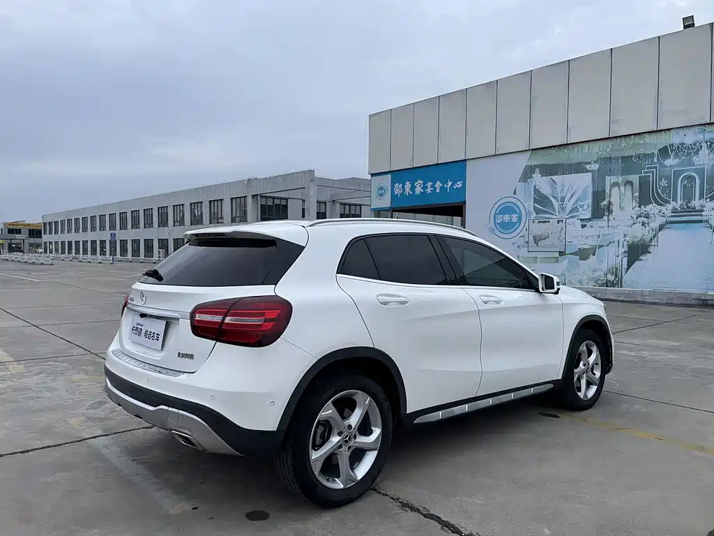Mercedes-Benz Mercedes-Benz GLA 2019 GLA 200 Dynamic 2019 - thumbnail 4