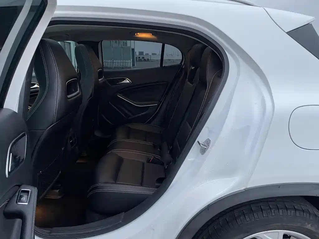 Mercedes-Benz Mercedes-Benz GLA 2019 GLA 200 Dynamic 2019 - thumbnail 9