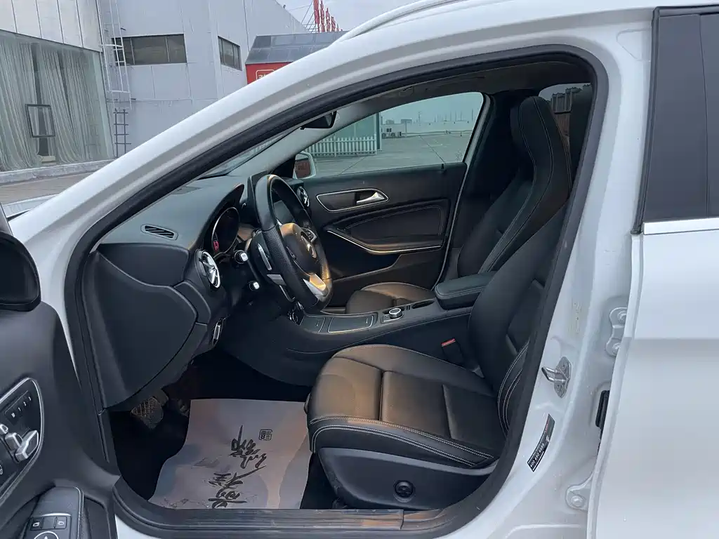 Mercedes-Benz Mercedes-Benz GLA 2019 GLA 200 Dynamic 2019 - thumbnail 10