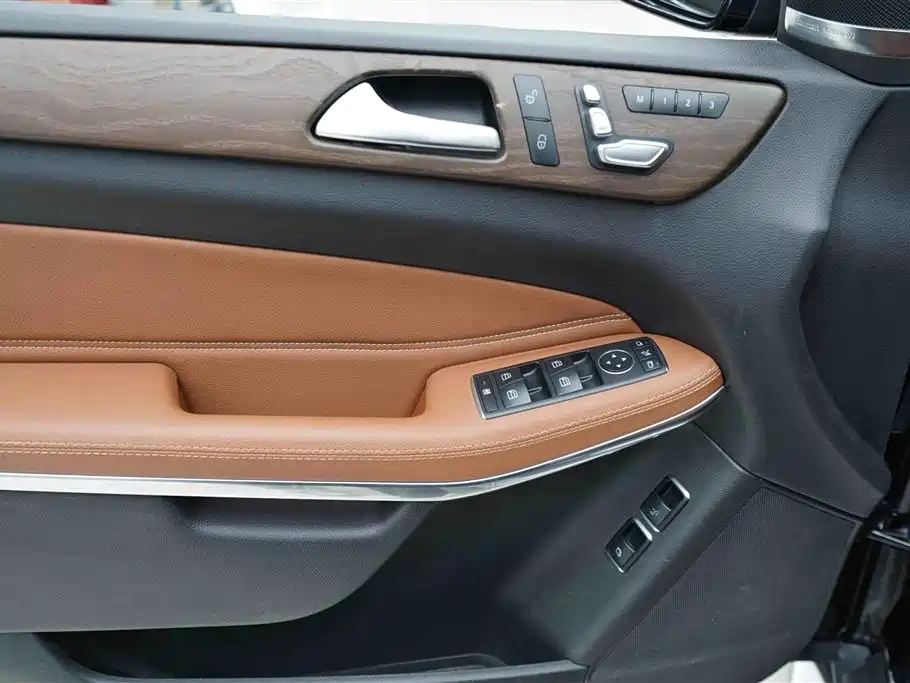 Mercedes-Benz Mercedes-Benz GLS 2016 GLS 500 4MATIC 2017 - thumbnail 5
