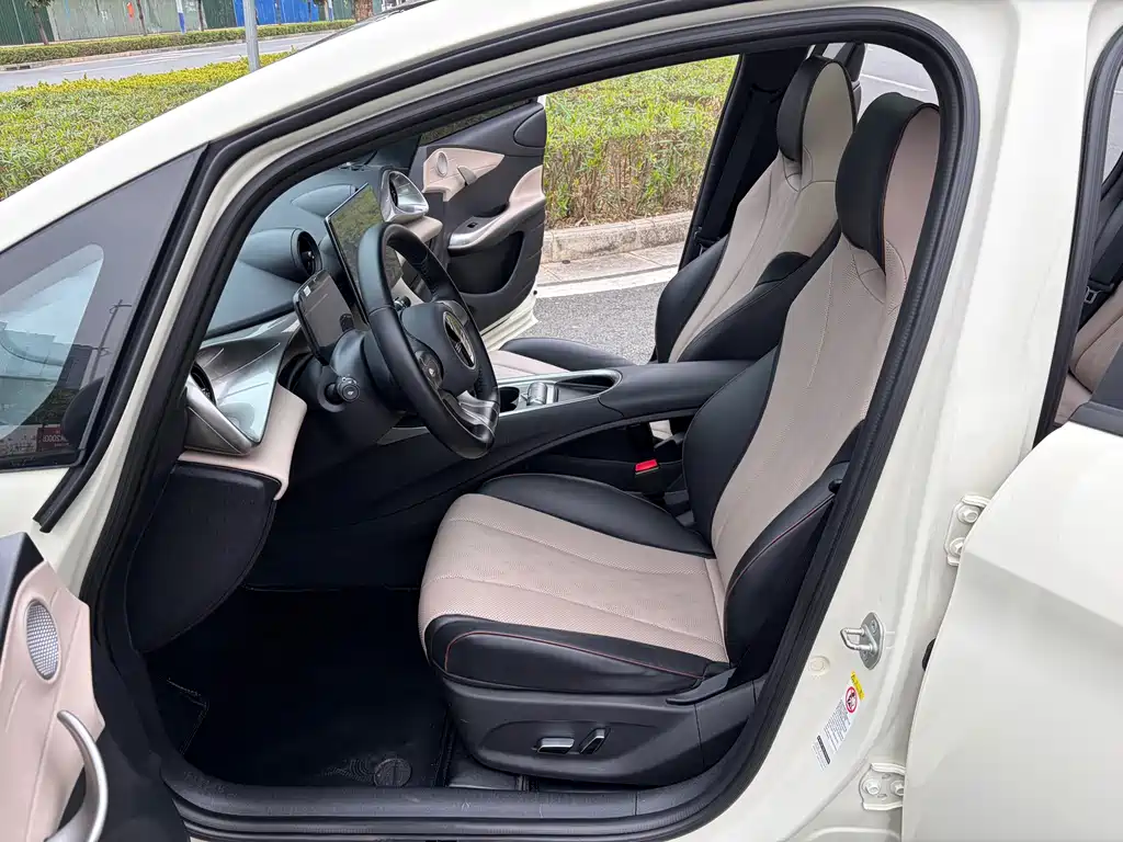 BYD Dolphin 2023 Model 420km Fashion Edition 2023 - thumbnail 8