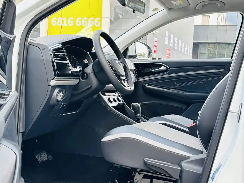 Jetta Jetta VS5 2025 280TSI Automatic Good Fortune Plus Edition 2025 - thumbnail 16