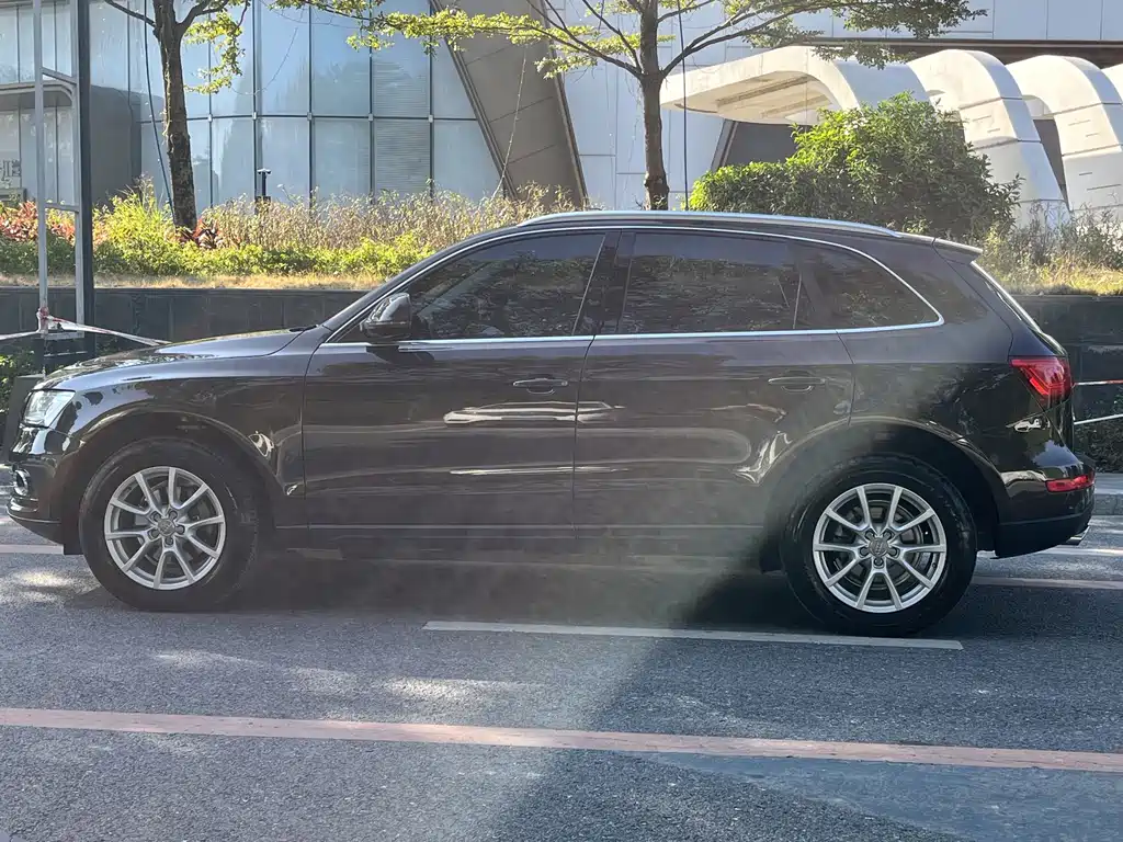 Audi Audi Q5 2015 40 TFSI Progressive Edition 2015 - thumbnail 5