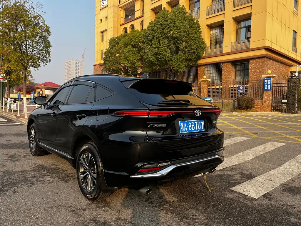 Toyota Venza 2023 2.0L CVT AWD Luxury Edition 2024 - thumbnail 4