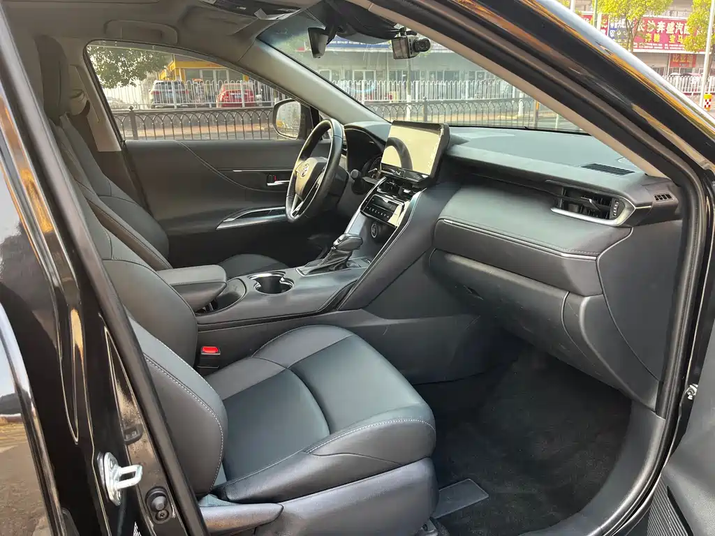 Toyota Venza 2023 2.0L CVT AWD Luxury Edition 2024 - thumbnail 9