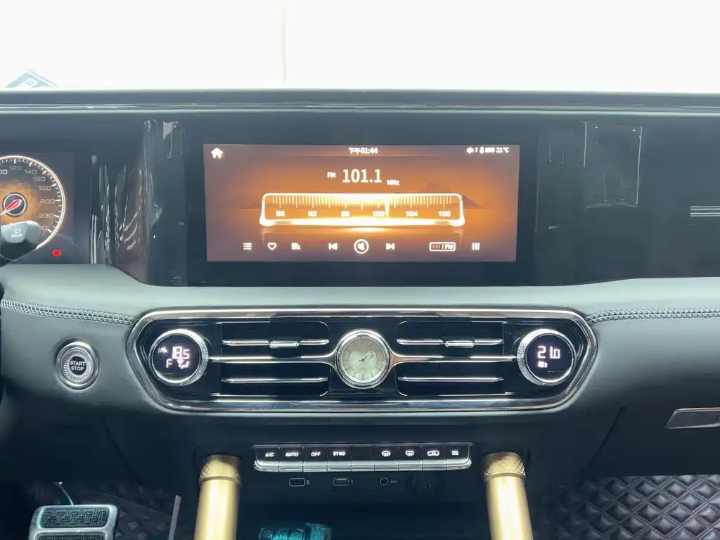Hongqi Hongqi Jin Kui Hua Guoyao 2022 4.0T Elegant Qihang Edition 6-seater 2022 - thumbnail 16