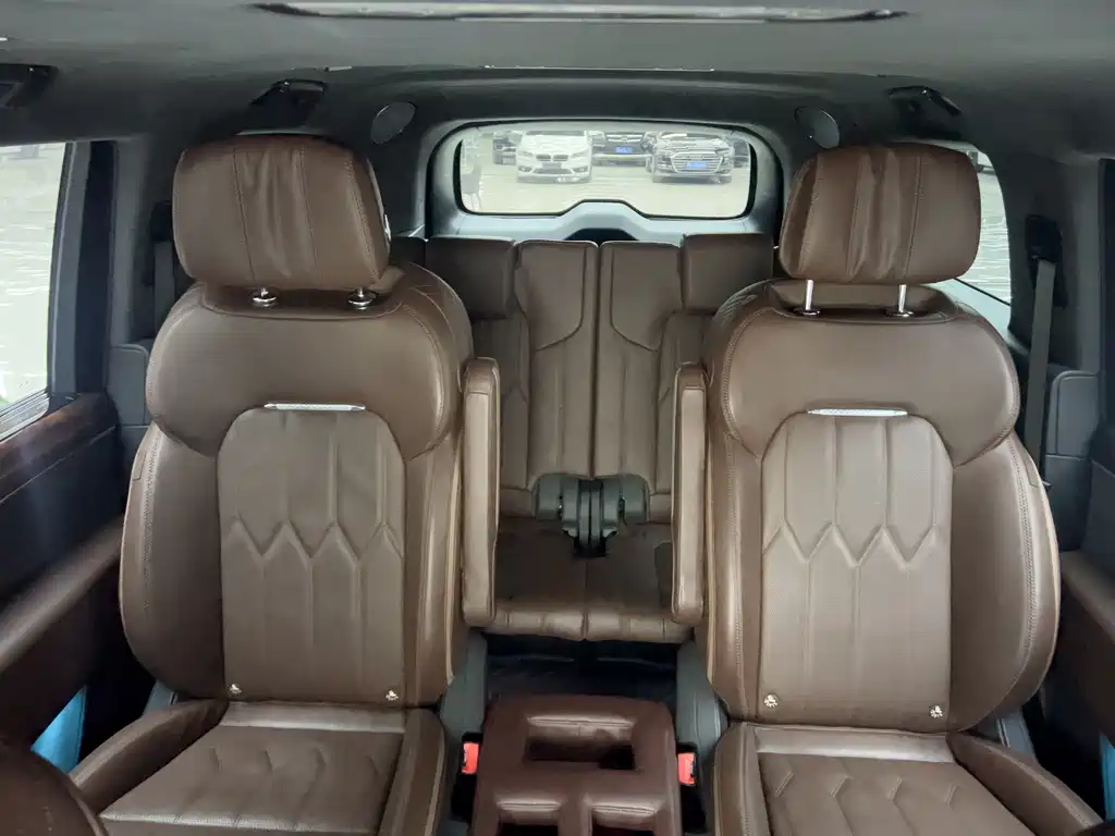 Hongqi Hongqi Jin Kui Hua Guoyao 2022 4.0T Elegant Qihang Edition 6-seater 2022 - thumbnail 19