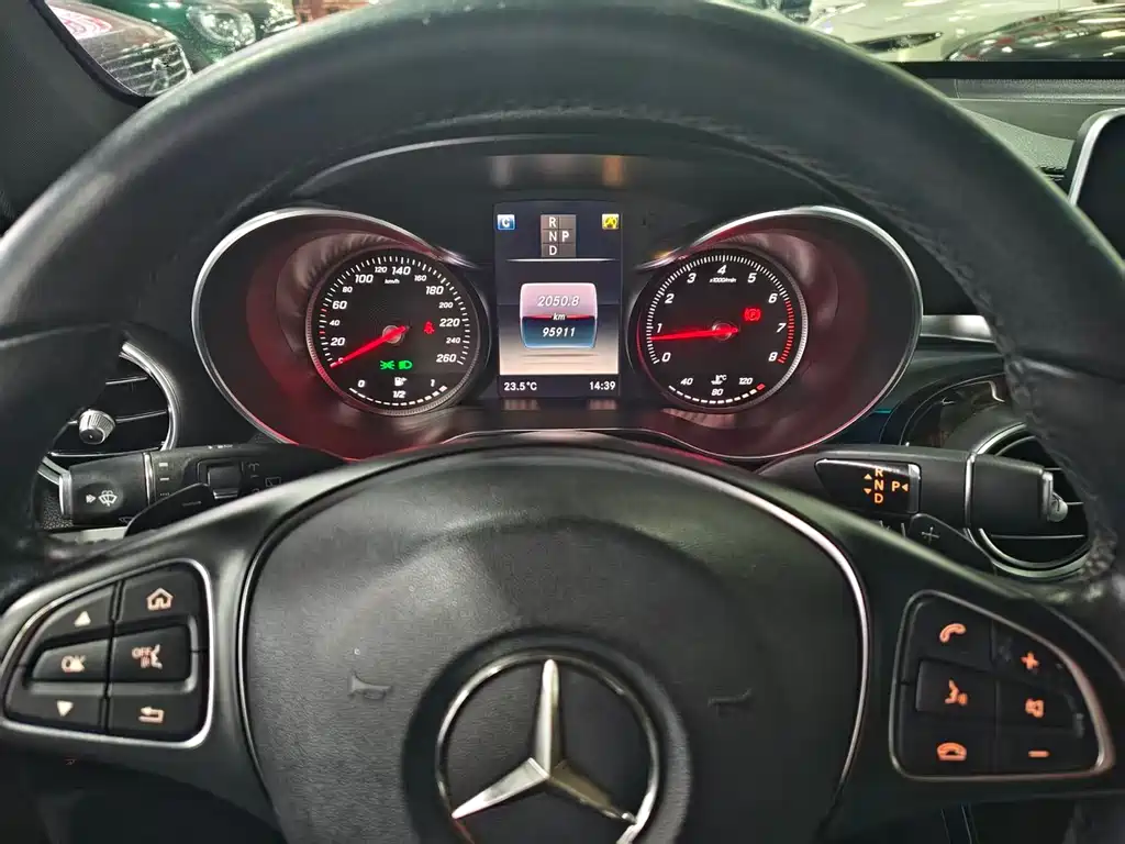 Mercedes-Benz Mercedes-Benz GLC 2019 GLC 260 4MATIC Dynamic Model 2019 - thumbnail 12