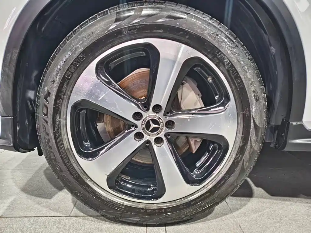 Mercedes-Benz Mercedes-Benz GLC 2019 GLC 260 4MATIC Dynamic Model 2019 - thumbnail 15