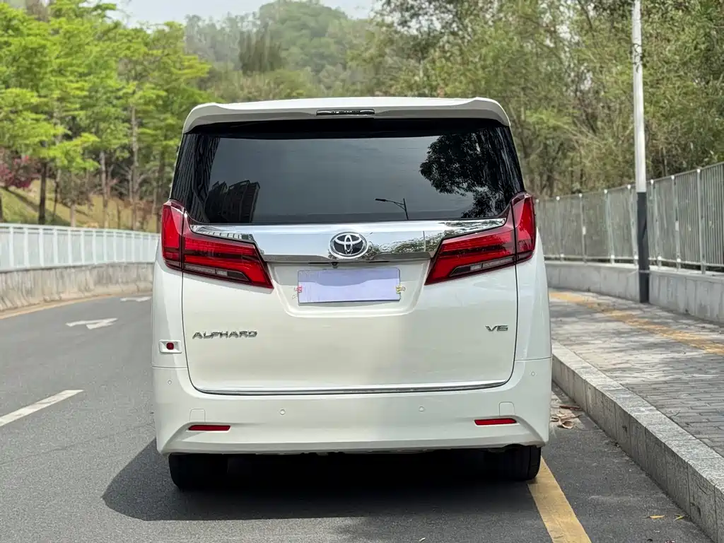 Toyota Alphard 2018 Model Year Facelift 3.5L Executive Version 2019 - thumbnail 5