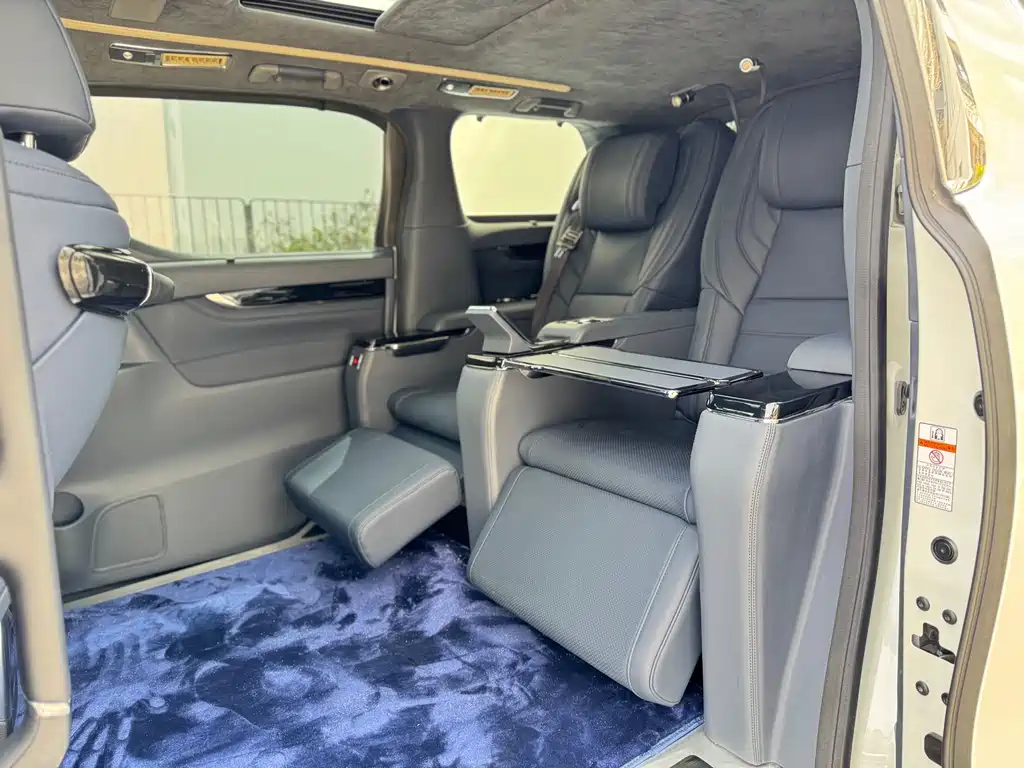 Toyota Alphard 2018 Model Year Facelift 3.5L Executive Version 2019 - thumbnail 11