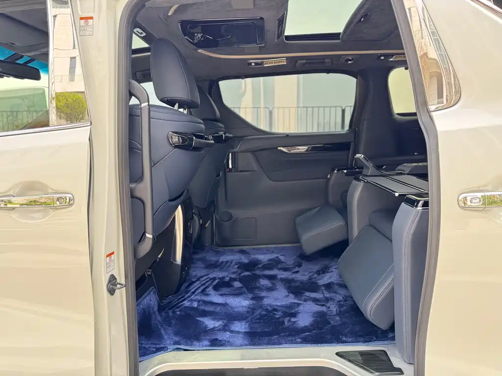 Toyota Alphard 2018 Model Year Facelift 3.5L Executive Version 2019 - thumbnail 12