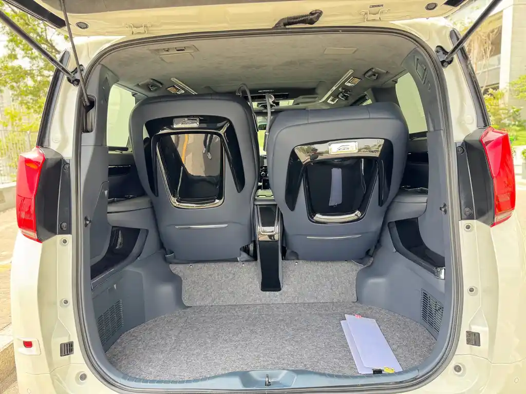 Toyota Alphard 2018 Model Year Facelift 3.5L Executive Version 2019 - thumbnail 20