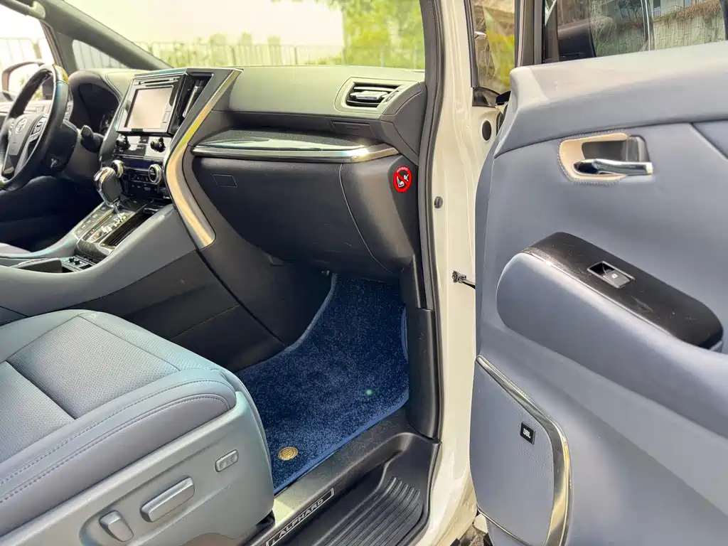 Toyota Alphard 2018 Model Year Facelift 3.5L Executive Version 2019 - thumbnail 22