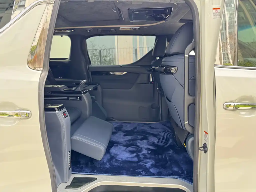 Toyota Alphard 2018 Model Year Facelift 3.5L Executive Version 2019 - thumbnail 24