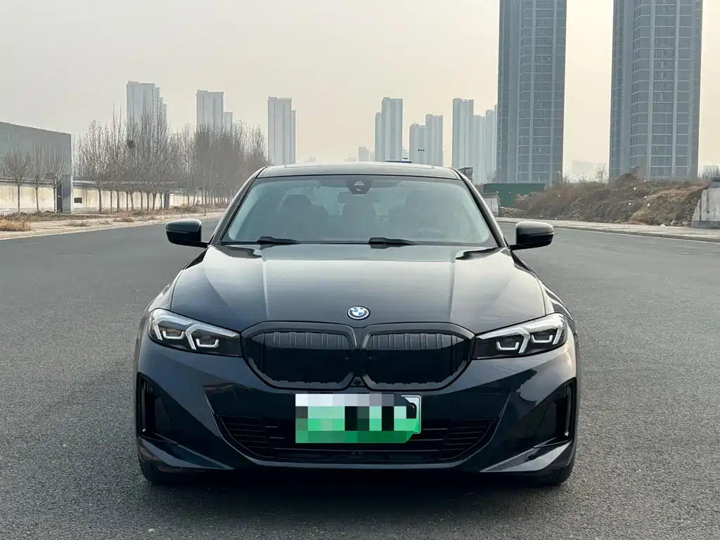 BMW BMW i3 2024 eDrive 35 L 2024 - thumbnail 2