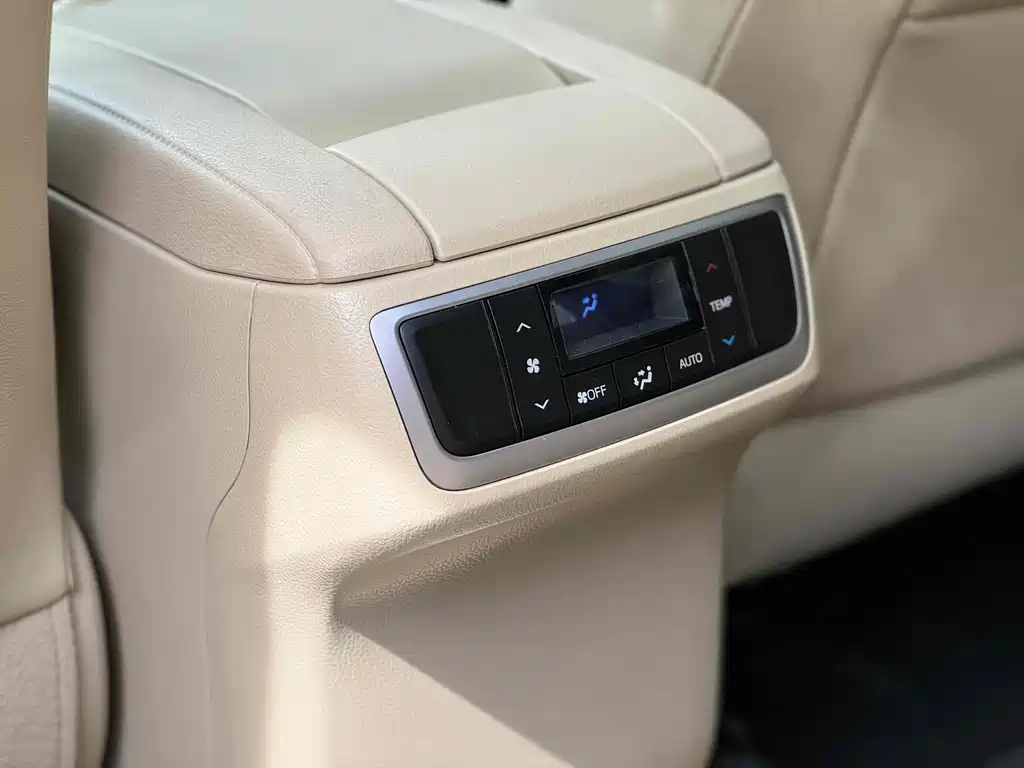 Toyota Toyota Highlander 2018 2.0T AWD Premium Edition 7-seater China VI 2021 - thumbnail 10