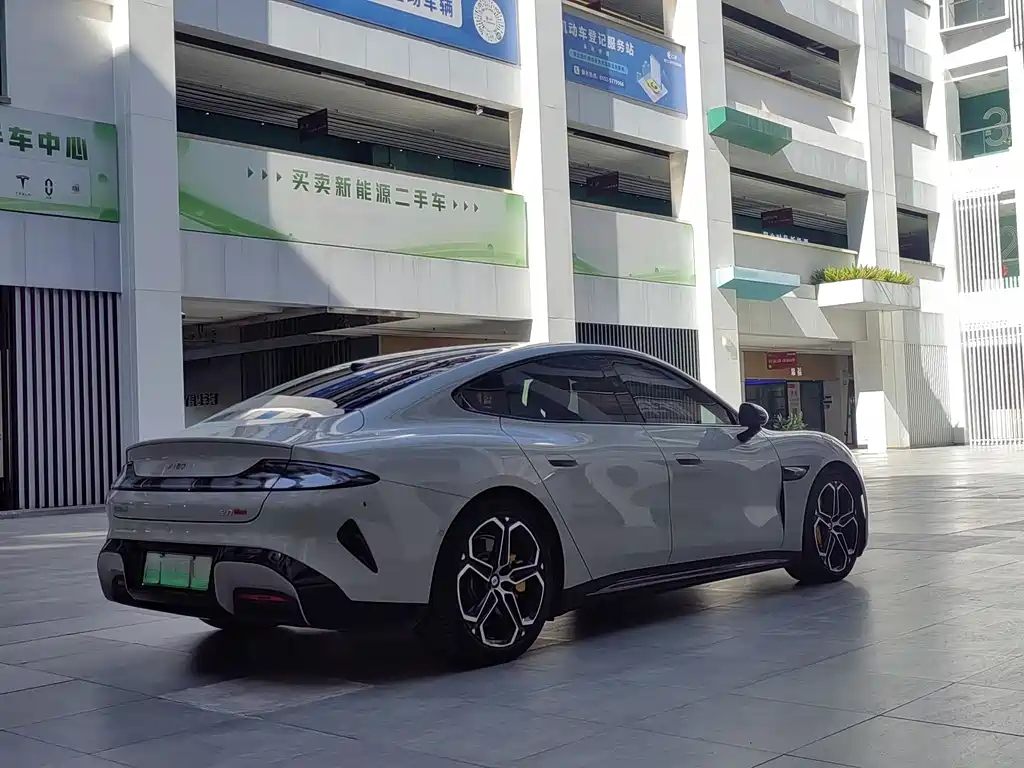 Xiaomi Motors Xiaomi SU7 2024 AWD Max Founder Edition 2024 - thumbnail 6