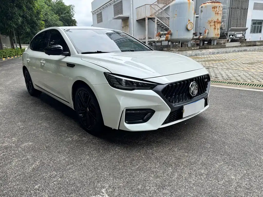 MG MG6 2020 1.5T Automatic Trophy Luxury Edition 2020 - thumbnail 3