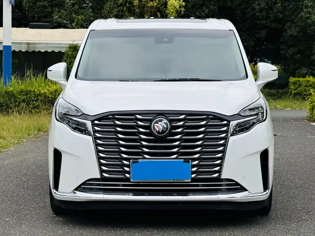 Buick Buick GL8 2023 ES Landmark Luxury Edition 2023 - thumbnail 2