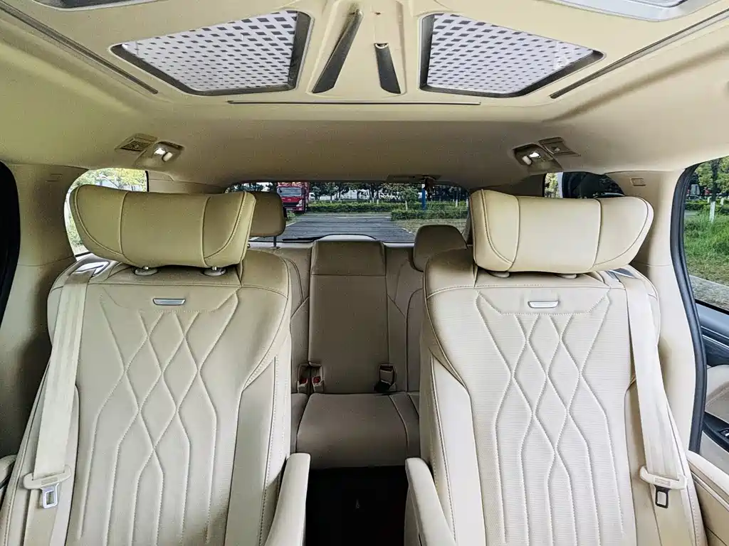 Buick Buick GL8 2023 ES Landmark Luxury Edition 2023 - thumbnail 11