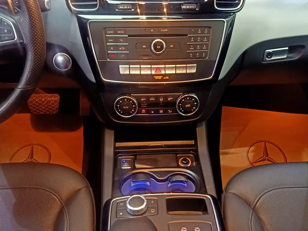 Mercedes-Benz Mercedes-Benz GLE Coupe 2017 GLE 320 4MATIC Coupé SUV 2018 - thumbnail 19