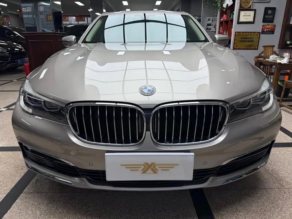 BMW BMW 7 Series 2016 730Li Leading Edition 2017 - thumbnail 2