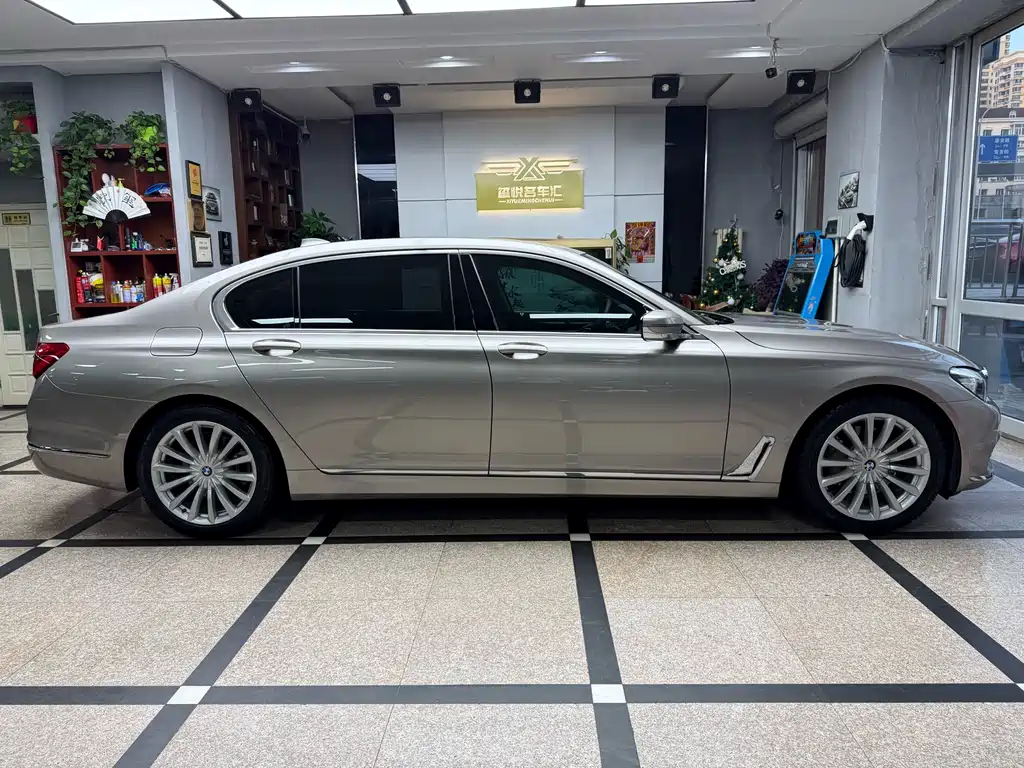 BMW BMW 7 Series 2016 730Li Leading Edition 2017 - thumbnail 4