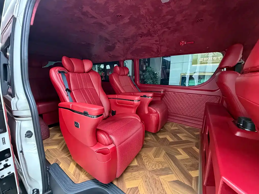 Toyota Toyota Hiace 2021 3.5L Automatic 2022 - thumbnail 13