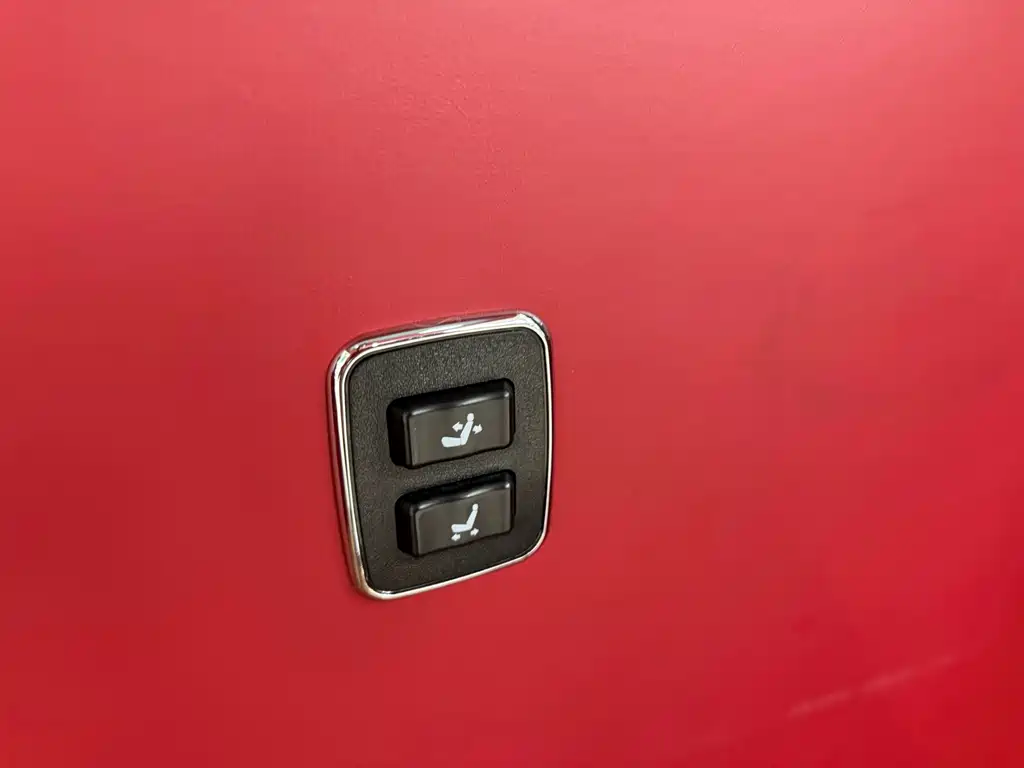 Toyota Toyota Hiace 2021 3.5L Automatic 2022 - thumbnail 27