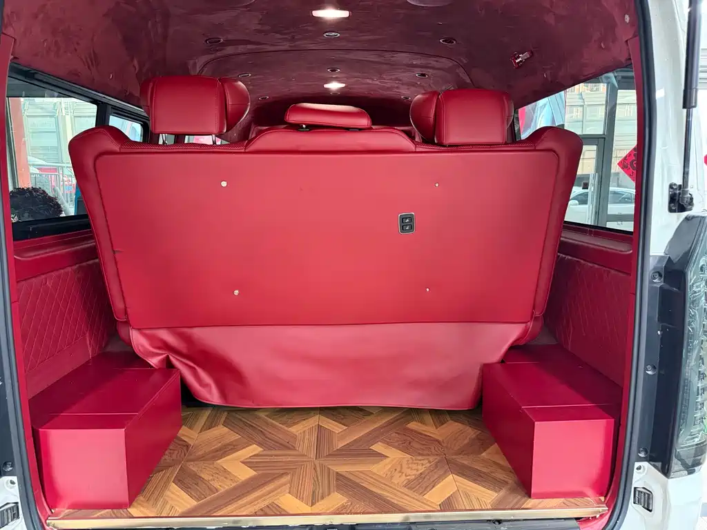 Toyota Toyota Hiace 2021 3.5L Automatic 2022 - thumbnail 29