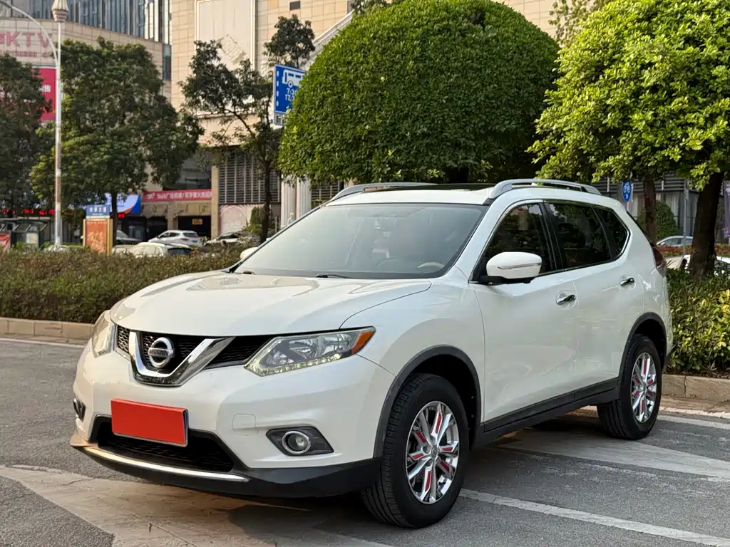 Nissan Nissan X-Trail 2015 2.0L CVT Comfort MAX 2WD 2016