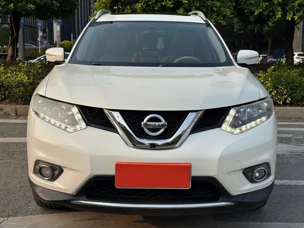 Nissan Nissan X-Trail 2015 2.0L CVT Comfort MAX 2WD 2016 - thumbnail 2
