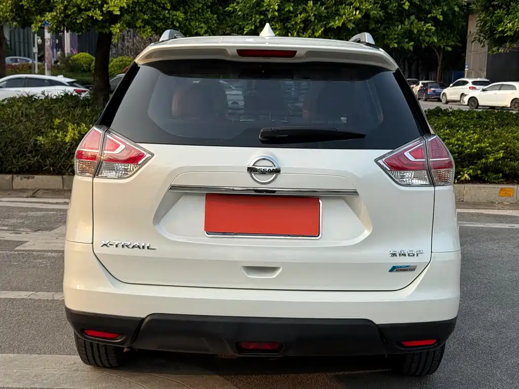 Nissan Nissan X-Trail 2015 2.0L CVT Comfort MAX 2WD 2016 - thumbnail 5