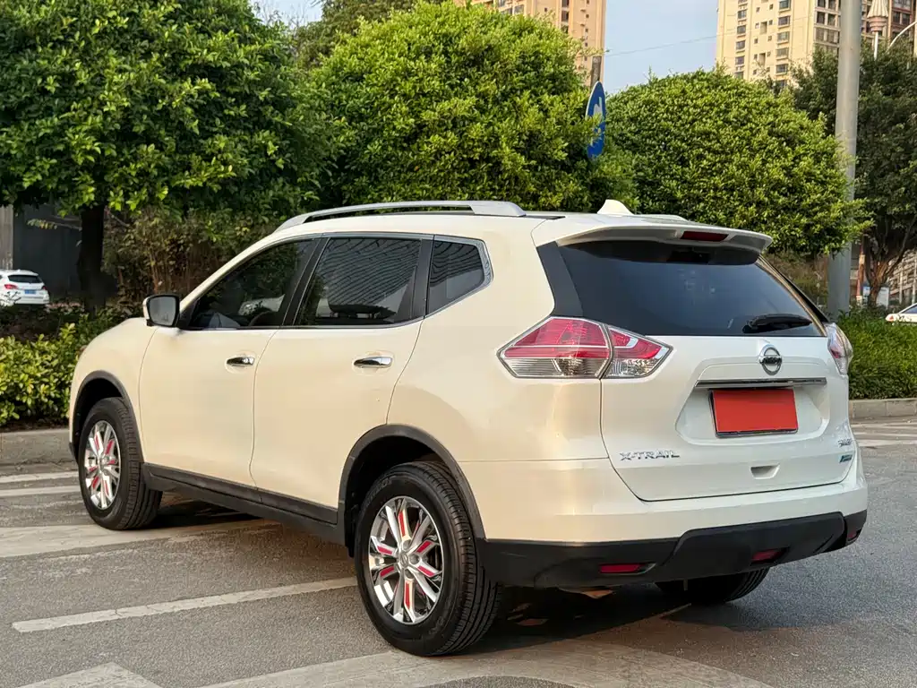 Nissan Nissan X-Trail 2015 2.0L CVT Comfort MAX 2WD 2016 - thumbnail 6