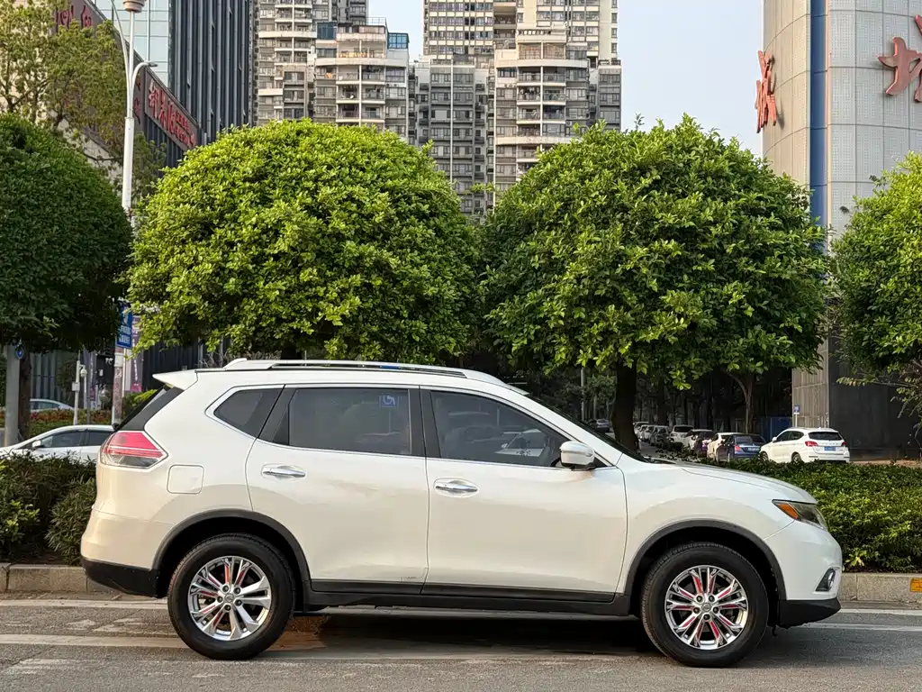 Nissan Nissan X-Trail 2015 2.0L CVT Comfort MAX 2WD 2016 - thumbnail 7