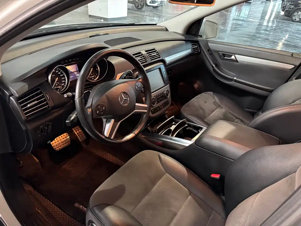 Mercedes-Benz Mercedes-Benz R-Class 2014 R 320 4MATIC Business Edition 2014 - thumbnail 2